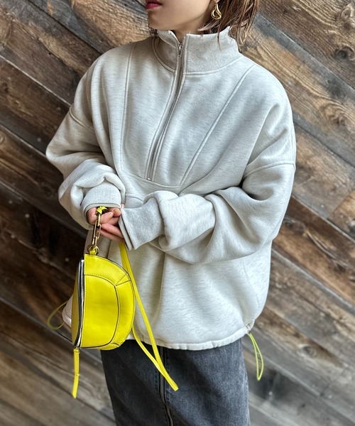 mi via loca(ミヴィアロカ)の「ハーフジップ配色ドロスト裏起毛アノラックトップス(スウェット・レディース・ブラック/ネイビー/オートミール・FREE)」の5枚目の写真