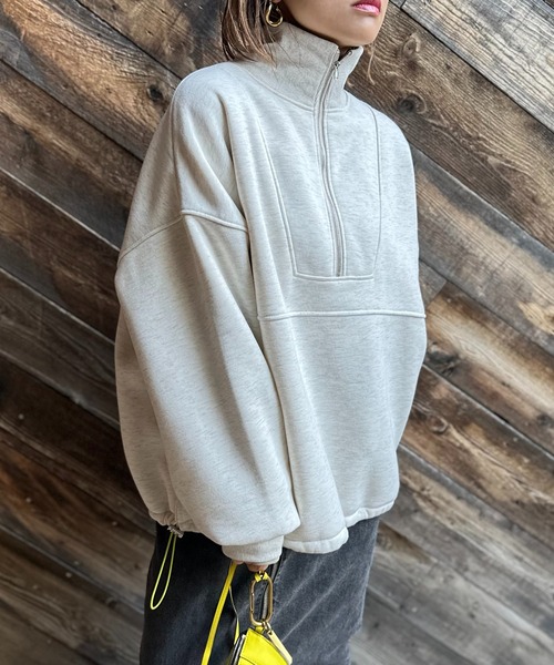 mi via loca(ミヴィアロカ)の「ハーフジップ配色ドロスト裏起毛アノラックトップス(スウェット・レディース・ブラック/ネイビー/オートミール・FREE)」の4枚目の写真