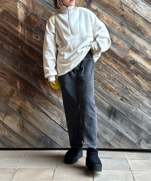 mi via loca(ミヴィアロカ)の「ハーフジップ配色ドロスト裏起毛アノラックトップス(スウェット・レディース・ブラック/ネイビー/オートミール・FREE)」の19枚目の写真