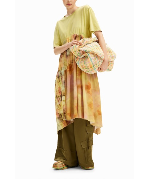 Desigual(デシグアル)の「【Desigual×Collina Strada】ワンピースショートスリーブ(ワンピース・レディース・グリーン・S/M/L)」の3枚目の写真