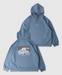 ダンボ－ルニットバックプリントフーディ