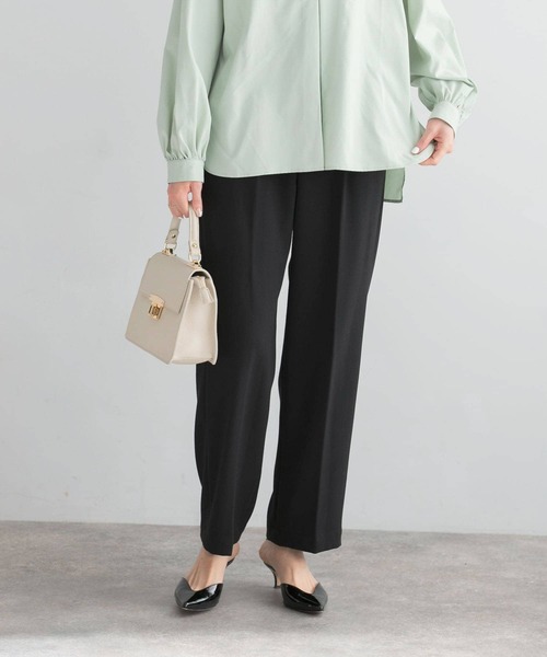 URBAN RESEARCH ROSSO WOMEN（アーバンリサーチ　ロッソ）の「ウォッシャブルセンタープレスパンツ（その他パンツ・レディース・ブラック/ホワイト系その他/ブルー・36/38）」の8枚目の写真