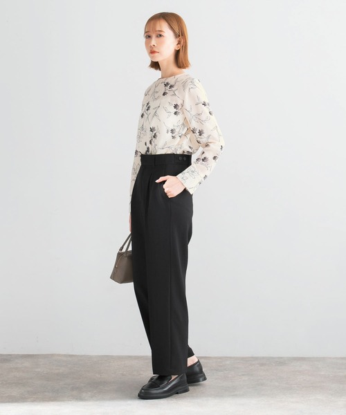 URBAN RESEARCH ROSSO WOMEN（アーバンリサーチ　ロッソ）の「ウォッシャブルセンタープレスパンツ（その他パンツ・レディース・ブラック/ホワイト系その他/ブルー・36/38）」の15枚目の写真