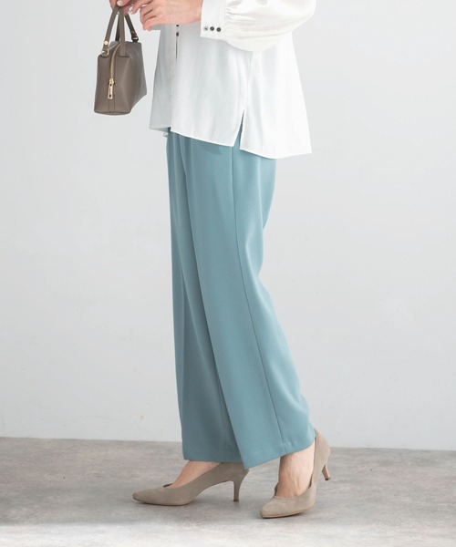 URBAN RESEARCH ROSSO WOMEN（アーバンリサーチ　ロッソ）の「ウォッシャブルセンタープレスパンツ（その他パンツ・レディース・ブラック/ホワイト系その他/ブルー・36/38）」の17枚目の写真