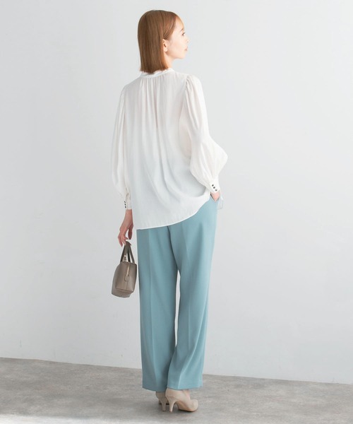 URBAN RESEARCH ROSSO WOMEN（アーバンリサーチ　ロッソ）の「ウォッシャブルセンタープレスパンツ（その他パンツ・レディース・ブラック/ホワイト系その他/ブルー・36/38）」の21枚目の写真