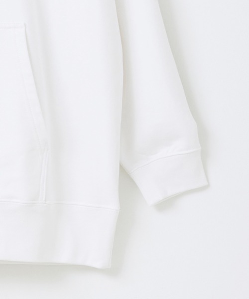 STRAY SHEEP（ストレイシープ）の「【STRAY SHEEP/ストレイシープ】スージー・ズー×STRAY SHEEP パーカー/オーバーサイズバックプリントプルオーバーフーディー（パーカー・レディース・ホワイト系その他2/ホワイト系その他・MEDIUM/LARGE/X-LARGE）」の7枚目の写真