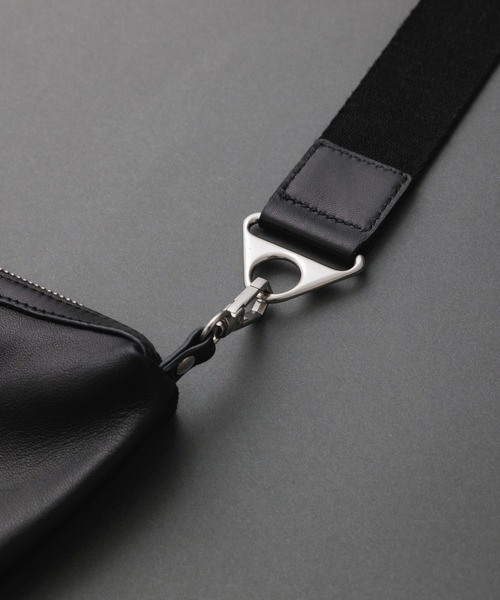 ADAM ET ROPE'（アダムエロペ）の「ラムレザー バムフラップ バッグ