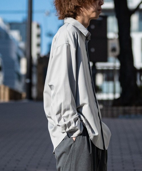 JOHN'S CLOSET（ジョンズクローゼット）の「【a】ライトポリエステル ガールイラスト ビッグシャツ 長袖（シャツ/ブラウス・メンズ・ブルー系その他/グレー系その他/ブラック/ブラック系その他/ブルー/ホワイト系その他/ライトグレー/ホワイト・LARGE/MEDIUM）」の11枚目の写真