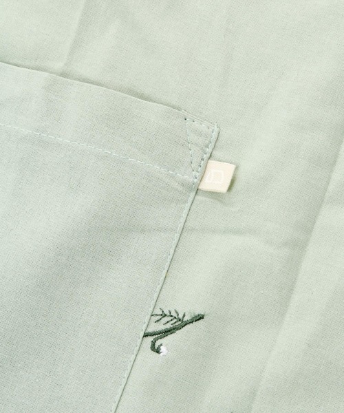 studio CLIP（スタディオクリップ）の「カモミール刺繍H型エプロン（エプロン・レディース・グリーン/ネイビー/ベージュ・FREE）」の10枚目の写真