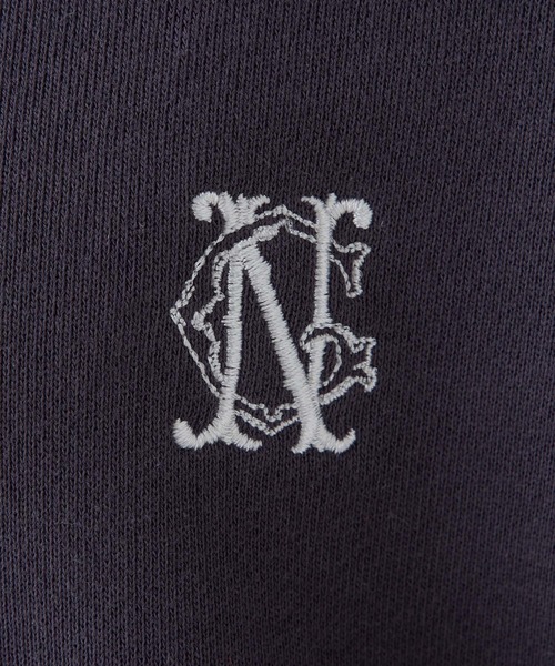 one after another NICE CLAUP(ワンアフターアナザーナイスクラップ)の「ハーフジップワンポイント刺繍スウェット(スウェット・レディース・ネイビー/杢グレー/サックスブルー/アイボリー・FREE)」の9枚目の写真