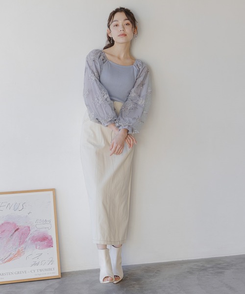 mysty woman（ミスティウーマン）の「フローラルスリーブプルオーバー　109768（ニット/セーター・レディース・アイボリー/モカ/ブルー系その他・FREE）」の6枚目の写真