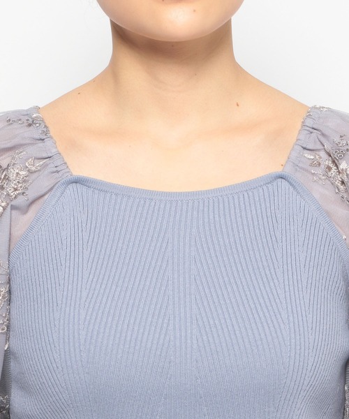 mysty woman（ミスティウーマン）の「フローラルスリーブプルオーバー　109768（ニット/セーター・レディース・アイボリー/モカ/ブルー系その他・FREE）」の14枚目の写真