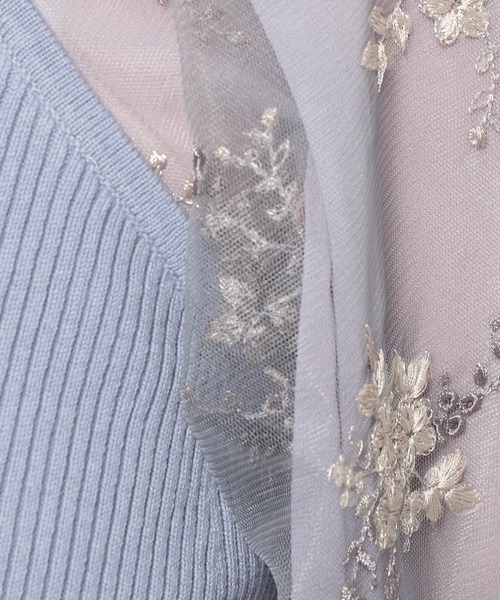 mysty woman（ミスティウーマン）の「フローラルスリーブプルオーバー　109768（ニット/セーター・レディース・アイボリー/モカ/ブルー系その他・FREE）」の18枚目の写真