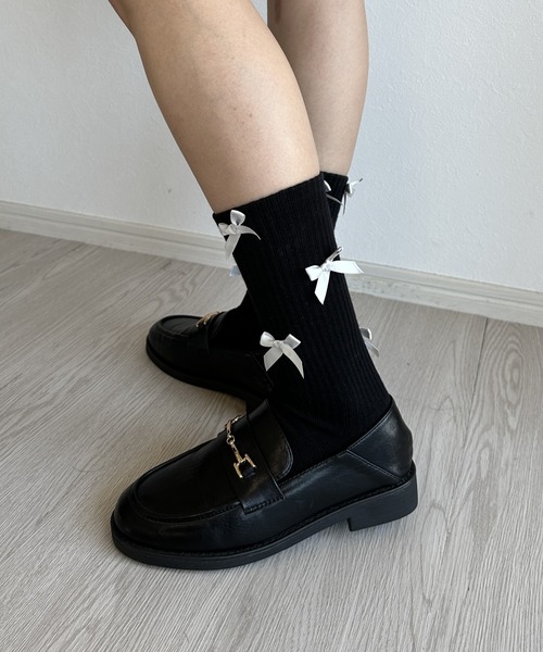 Silly（シリー）の「【コーデのポイントに！】リボンリブソックス（ソックス/靴下・レディース・ホワイト/ブラック/グレー・FREE）」の3枚目の写真