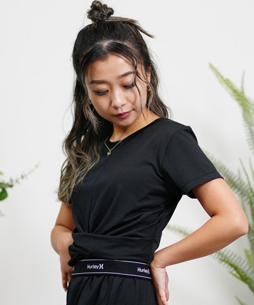 新品未使用⭐︎ハーレー水着&Tシャツ 28 160 ハーレー（HURLEY）（レディース）パッド付き 水着 ビキニ