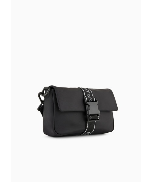 EMPORIO ARMANI EA7（エンポリオアルマーニイーエーセブン）の「【エンポリオ アルマーニ EA7】Logo Tape ミニバッグ テクニカルファブリック（ショルダーバッグ・レディース・ブラック・FREE）」の2枚目の写真