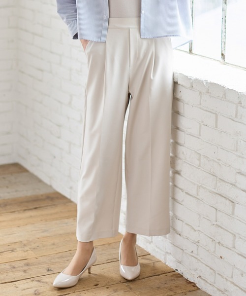 Honeys(ハニーズ)の「美ージーストレートパンツ(股下62cm)(スラックス・レディース・ダークネイビー/ブラック/アイボリー/杢グレー・S/3L/LL/L/M/SS)」の2枚目の写真