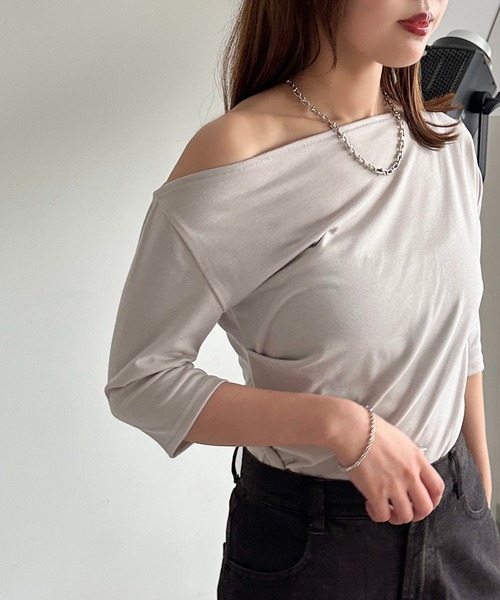 apres jour mignon(アプレジュールミニョン)の「ワンショルカットソー【ZOZOTOWN限定アイテム】(Tシャツ/カットソー・レディース・グレイッシュベージュ/ブラック/チャコールグレー/ブラック系その他/グレー系その他/その他・フリー/X-LARGE)」の22枚目の写真