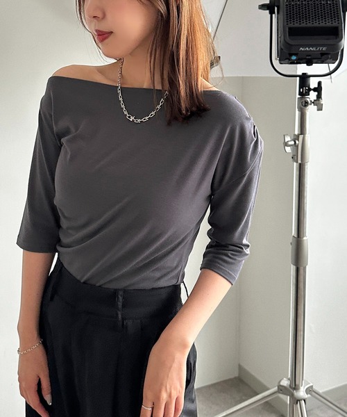 apres jour mignon(アプレジュールミニョン)の「ワンショルカットソー【ZOZOTOWN限定アイテム】(Tシャツ/カットソー・レディース・グレイッシュベージュ/ブラック/チャコールグレー/ブラック系その他/グレー系その他/その他・フリー/X-LARGE)」の14枚目の写真