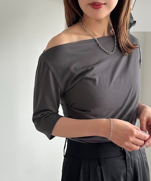 apres jour mignon(アプレジュールミニョン)の「ワンショルカットソー【ZOZOTOWN限定アイテム】(Tシャツ/カットソー・レディース・グレイッシュベージュ/ブラック/チャコールグレー/ブラック系その他/グレー系その他/その他・フリー/X-LARGE)」の15枚目の写真