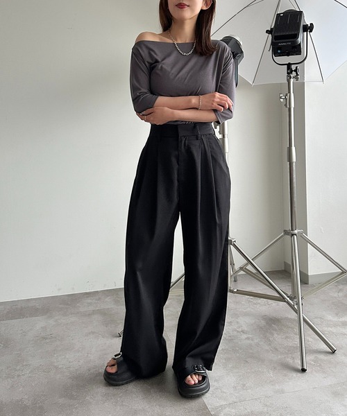 apres jour mignon(アプレジュールミニョン)の「ワンショルカットソー【ZOZOTOWN限定アイテム】(Tシャツ/カットソー・レディース・グレイッシュベージュ/ブラック/チャコールグレー/ブラック系その他/グレー系その他/その他・フリー/X-LARGE)」の18枚目の写真