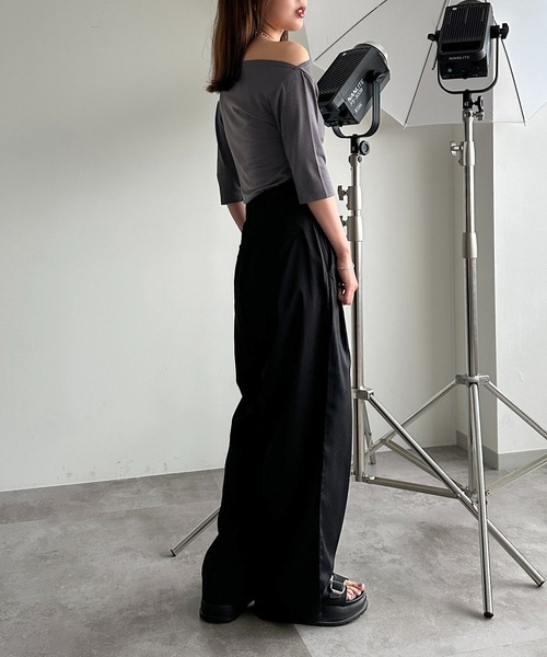 apres jour mignon(アプレジュールミニョン)の「ワンショルカットソー【ZOZOTOWN限定アイテム】(Tシャツ/カットソー・レディース・グレイッシュベージュ/ブラック/チャコールグレー/ブラック系その他/グレー系その他/その他・フリー/X-LARGE)」の20枚目の写真