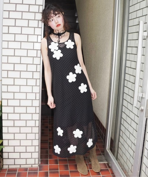 musubore(ムスボレ)の「【 select 】flower beads choker / フラワービーズチョーカー(チョーカー・レディース・ブラック・FREE)」の9枚目の写真