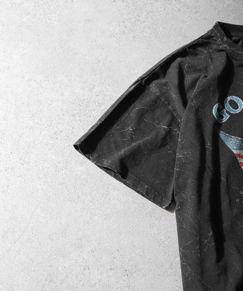 __gram.(スペースグラム)の「【_gram.】 ピグメント加工 90s ロックTシャツ / バンドTシャツ(Tシャツ/カットソー・メンズ・グレー系/ブラック系/チャコール/ブラック・MEDIUM/LARGE)」の6枚目の写真