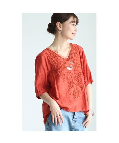 Sawa a la mode(サワアラモード)の「草花刺繍シャツブラウス(シャツ/ブラウス・レディース・アイボリー/グリーン/レッド・FREE)」の20枚目の写真
