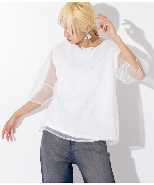 Settimissimo（セッティミッシモ）の「スタッズデザイン ランタンスリーブ オーガンジー トップス（Tシャツ/カットソー・レディース・オフホワイト/ブラック・FREE）」の3枚目の写真