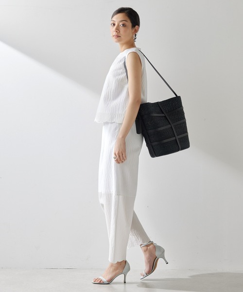 【美品】Whim Gazette 履くだけで美脚になれるパンツ　可愛い　ウール wc-s05647ko】超ストレッチ！脚の形を拾わない美脚パンツ M – todoku