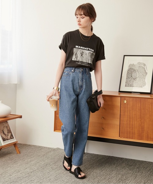 ANGIE(アンジー)の「フォトプリント Tシャツ(半袖)(Tシャツ/カットソー・レディース・ブラック系その他/ブラック/ホワイト/ホワイト系その他・MEDIUM/LARGE)」の9枚目の写真