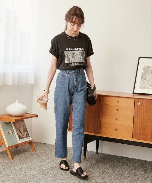 ANGIE(アンジー)の「フォトプリント Tシャツ(半袖)(Tシャツ/カットソー・レディース・ブラック系その他/ブラック/ホワイト/ホワイト系その他・MEDIUM/LARGE)」の8枚目の写真