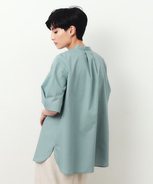 OPAQUE.CLIP(オペークドットクリップ)の「◆スキッパータックスリーブブラウス【洗濯機洗い可】(シャツ/ブラウス・レディース・ブラック/ライトブルー/ネイビー/ホワイト・38/40/42)」の9枚目の写真