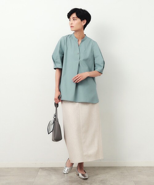 OPAQUE.CLIP(オペークドットクリップ)の「◆スキッパータックスリーブブラウス【洗濯機洗い可】(シャツ/ブラウス・レディース・ブラック/ライトブルー/ネイビー/ホワイト・38/40/42)」の10枚目の写真