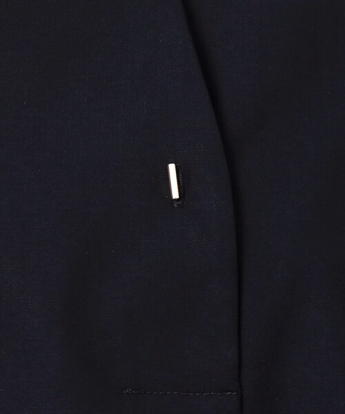 OPAQUE.CLIP(オペークドットクリップ)の「◆スキッパータックスリーブブラウス【洗濯機洗い可】(シャツ/ブラウス・レディース・ブラック/ライトブルー/ネイビー/ホワイト・38/40/42)」の16枚目の写真