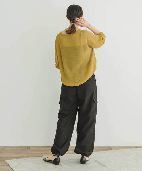 ITEMS URBANRESEARCH（アイテムズ アーバンリサーチ）の「ウエストタックパラシュートパンツ（その他パンツ・レディース・ブラック/カーキ・FREE）」の9枚目の写真
