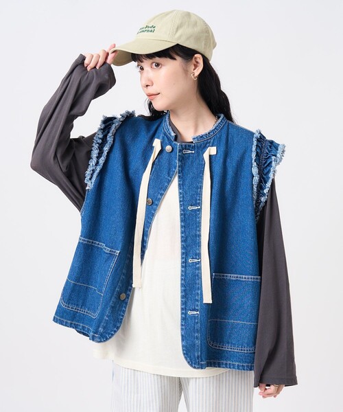 フリークスストア　デニムフリルカラー刺繍ベスト　ブルー　新品　本日お昼まで FREAK'S STORE（フリークスストア）の「デニムフリルカラー刺繍