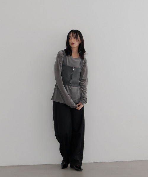 LIAN(リアン)の「シアーベロアトップス(Tシャツ/カットソー・レディース・ブラック/グレー/オフホワイト/マスタード・FREE)」の13枚目の写真