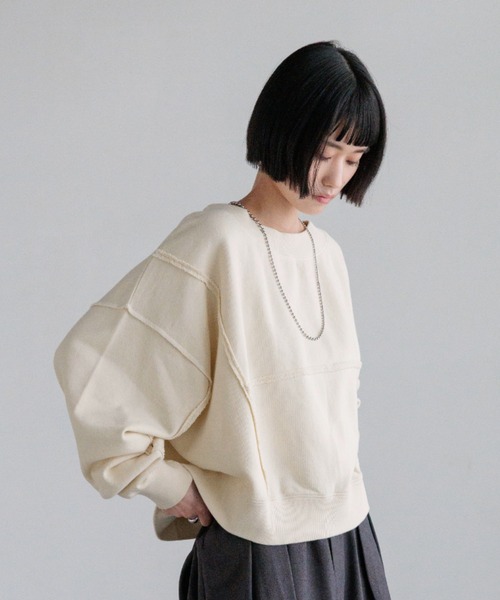 LOWRYS FARM(ローリーズファーム)の「リメイクフウウラケLS 145816(スウェット・レディース・アイボリー/グレー/チャコールグレー/グレー系その他/グレー系その他2/その他19/ホワイト/グレー系その他6/ブラック/ブラウン/ホワイト系その他6・SHORT/LONG)」の13枚目の写真