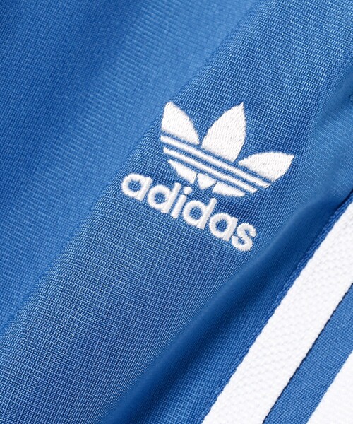 こども ビームス（コドモビームス）の「adidas / キッズ SSTトラックスーツ 2024（110～130cm）（ジャージ・キッズ・ブラック/ブルー・J120/J130/J110）」の17枚目の写真