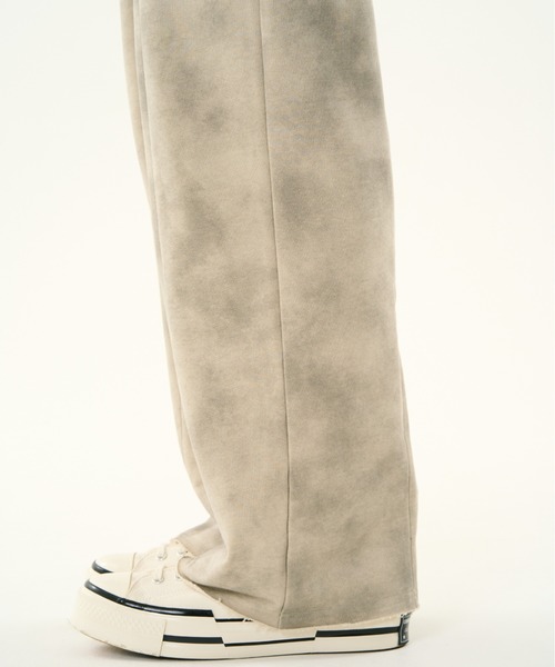DISCOVERED(ディスカバード)の「DISCOVERED DOCKING DAMAGE WIDE SWEAT PANTS(その他パンツ・メンズ・ベージュ/ブラック・1/3)」の17枚目の写真