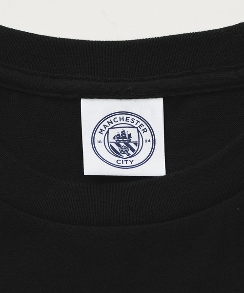 Auntie Rosa（アンティローザ）の「マンチェスターシティ　CHAMPIONSｰTシャツ（Tシャツ/カットソー・メンズ・ブラック/ホワイト/チャコール・MEDIUM/LARGE/X-LARGE）」の13枚目の写真