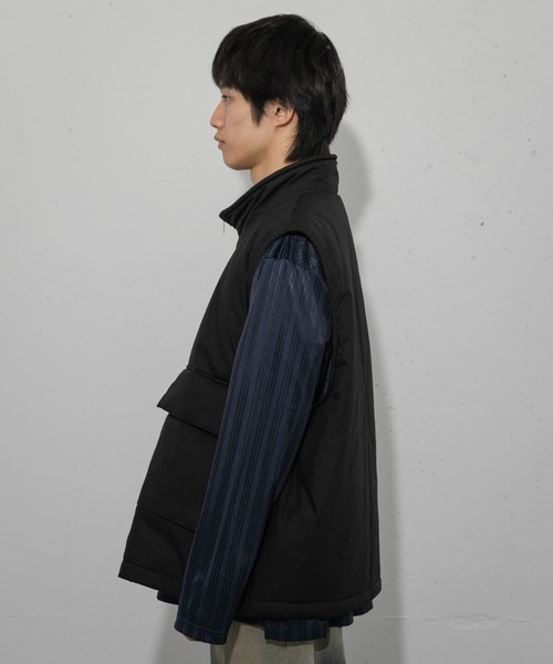 SENSE OF PLACE by URBAN RESEARCH（センスオブプレイスバイアーバンリサーチ）の「ダブルポケットトラックベスト（ダウンベスト・メンズ・ブラック/ライトベージュ・MEDIUM/LARGE）」の16枚目の写真