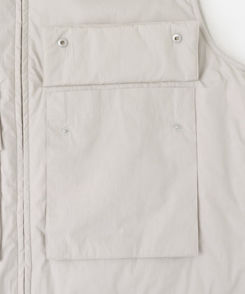 SENSE OF PLACE by URBAN RESEARCH（センスオブプレイスバイアーバンリサーチ）の「ダブルポケットトラックベスト（ダウンベスト・メンズ・ブラック/ライトベージュ・MEDIUM/LARGE）」の8枚目の写真