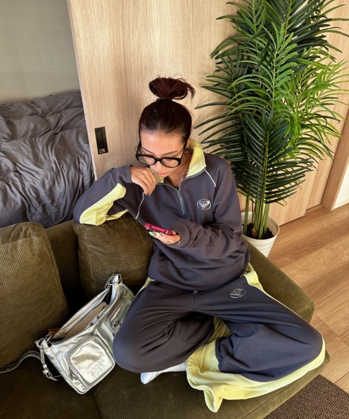 ROXY(ロキシー)の「【ZOZO限定アイテム】SATURN WAVES PANTS/ロキシードローコード付きウエストゴムスウェットパンツ(その他パンツ・レディース・ホワイト/ブラック/グレー・FREE)」の16枚目の写真