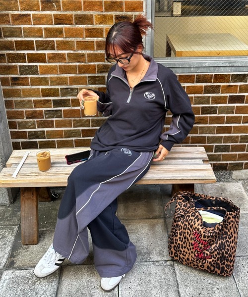 ROXY(ロキシー)の「【ZOZO限定アイテム】SATURN WAVES PANTS/ロキシードローコード付きウエストゴムスウェットパンツ(その他パンツ・レディース・ホワイト/ブラック/グレー・FREE)」の13枚目の写真