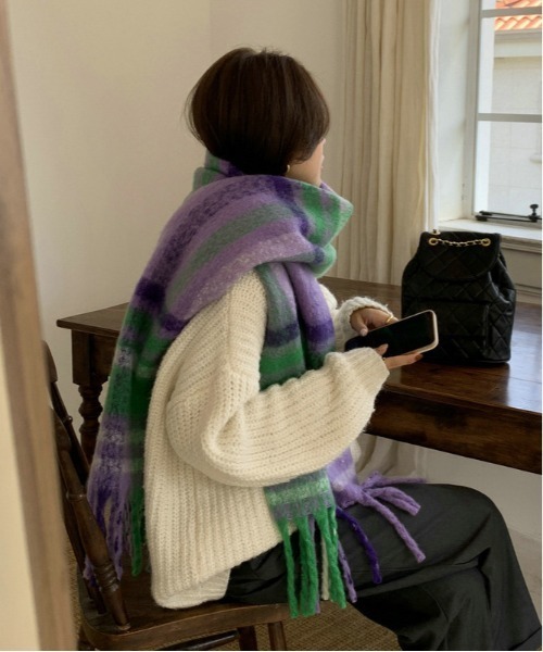 Per sist ence（パーシエンス）の「ボリュームレトロチェックフリンジマフラー（マフラー・レディース・ブラック/ライトブルー/ブルー/ブラウン/グリーン系/パープル/グリーン/ピンク/ローズ・FREE）」の7枚目の写真