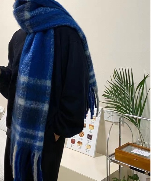 Per sist ence（パーシエンス）の「ボリュームレトロチェックフリンジマフラー（マフラー・レディース・ブラック/ライトブルー/ブルー/ブラウン/グリーン系/パープル/グリーン/ピンク/ローズ・FREE）」の6枚目の写真