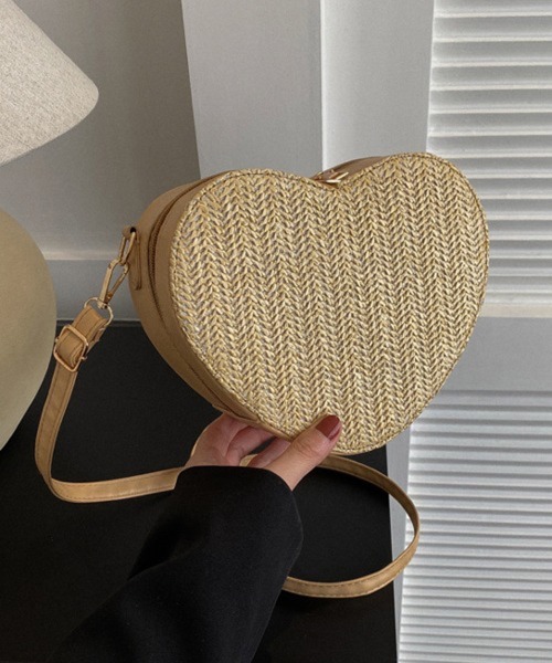 Pochi Pouch(ポチポーチ)の「Pochi Pouch/2way ミニ ハートデザイン わら編み ショルダーバッグ(ショルダーバッグ・レディース・ブラック/ブラウン/ホワイト/ベージュ・FREE)」の22枚目の写真